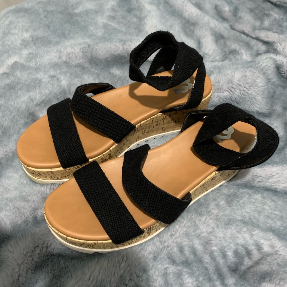 platform sandals